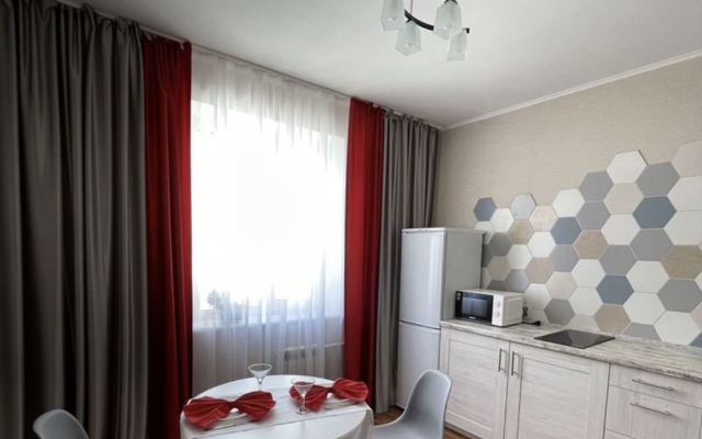 Na prospekte Vyacheslava Klykova 73 Apartments