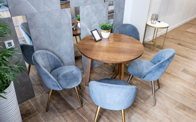 Mirror U Morya Apartments