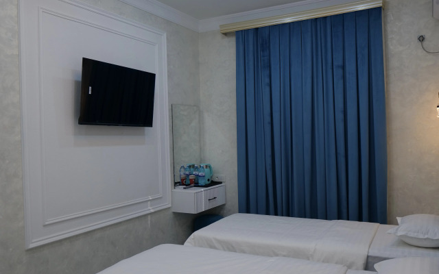 Отель Donish Hotel