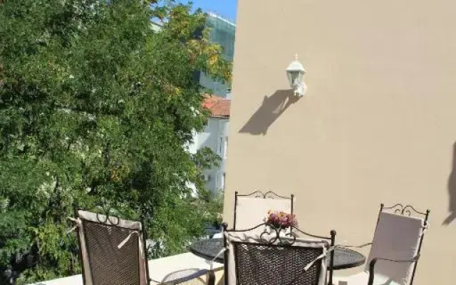 Hermes Hotel