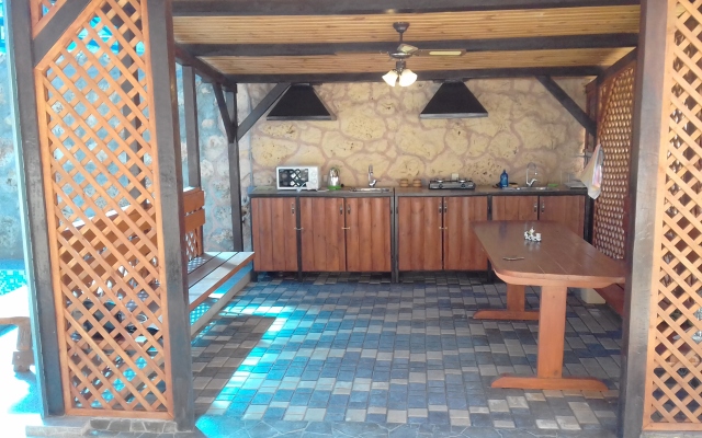 Kaptri Guest House