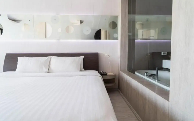 The Pattaya Discovery Beach Hotel Pattaya