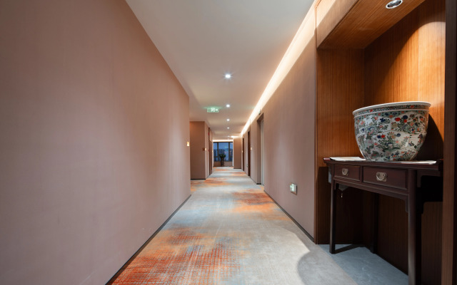 One Gem Hotel