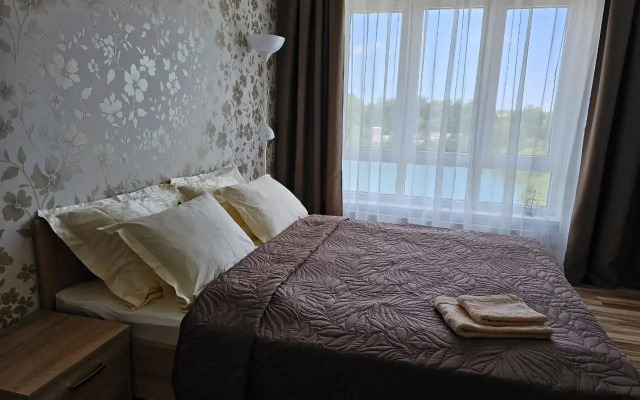 S Krasivym Vidom Na Prud Flat