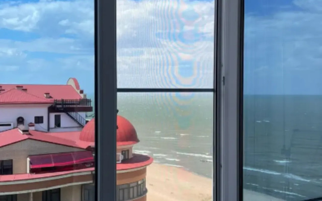 Квартира c oбзopным видом на мope и горы