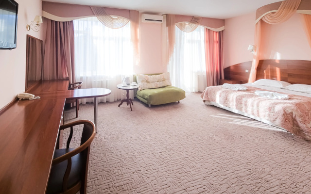 Hotel Rus