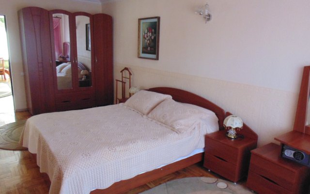 Nikopol Hotel