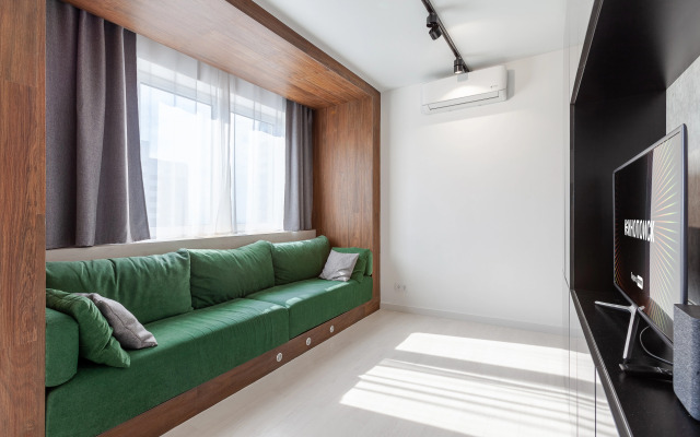 Апартаменты RentPlaza бизнес класса на высоком этаже