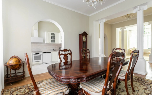 Roskosh na Kutuzovskom Flat
