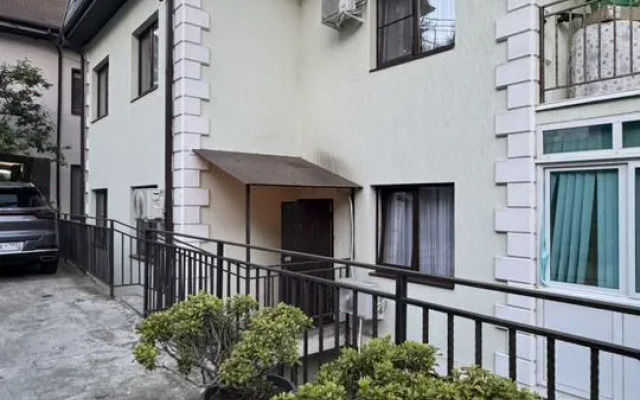 Na Krasnoy 49 Flat