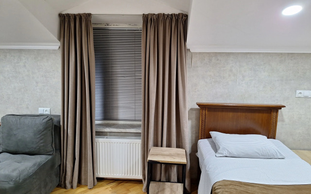 Meridian Guest House