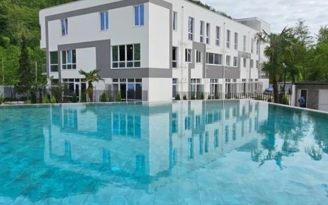 Uyutnaya Studiya Dlya Dvoikh Apartments
