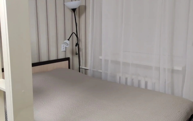 Na Narodnoy Flat
