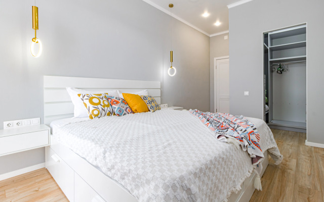 Alpamys Luxe Stay Flat