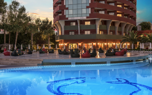 Delphin Deluxe Resort Hotel - All Inclusive