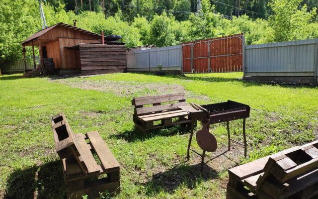 Guest house 3 Emirell Altai Na Ulitse Gornoy 2