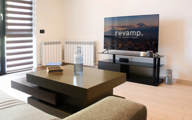 Newly Renovated Condo, Steps to Republic Square Apartments