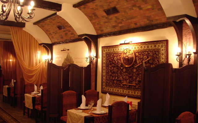 Zolotoj Lev Hotel