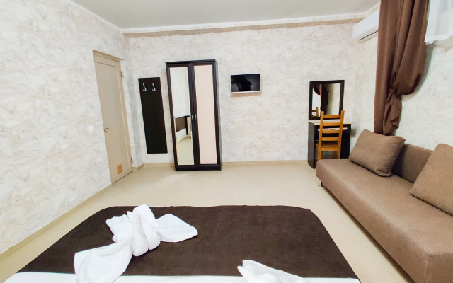 Na Bukovoy 4 Guest House