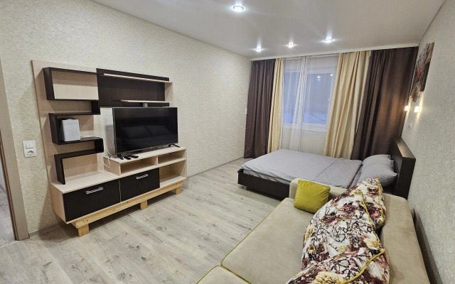 Квартира На Строителей 13 Ан Град