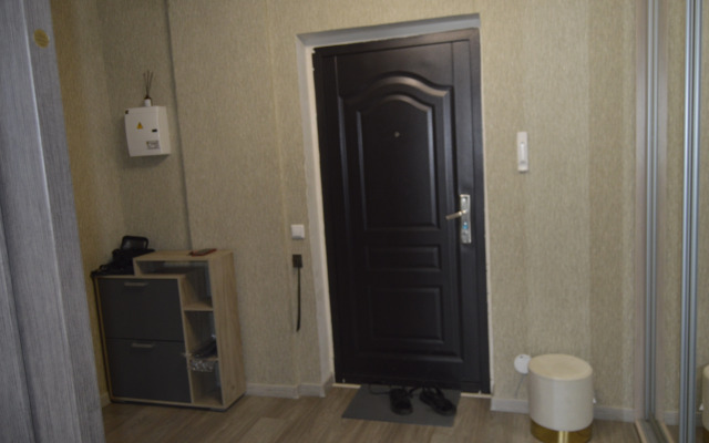 Komfortabelnaya V Rayone Universitetskiy Flat