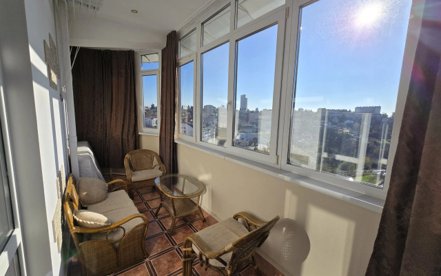Prostornaya S Vidom Na More Flat