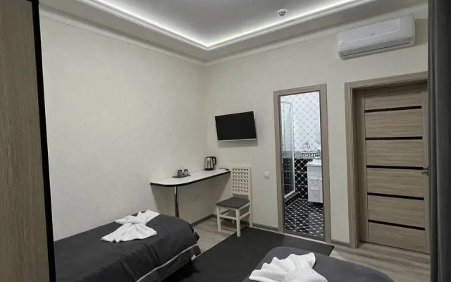 Madera Hotel