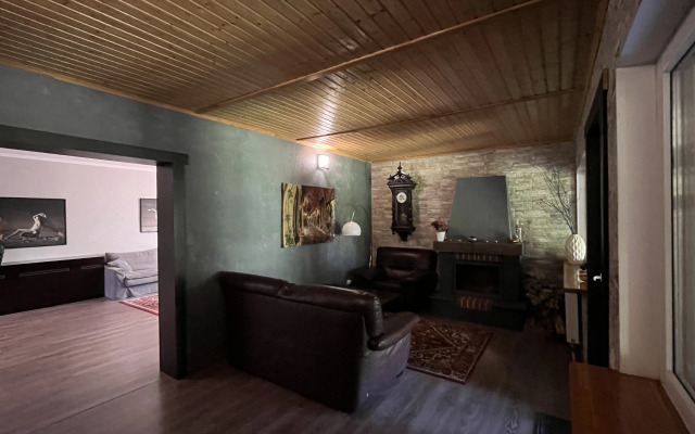 Semeyny v Zelenom Oazise v Tsentre Zelenogradska Private house