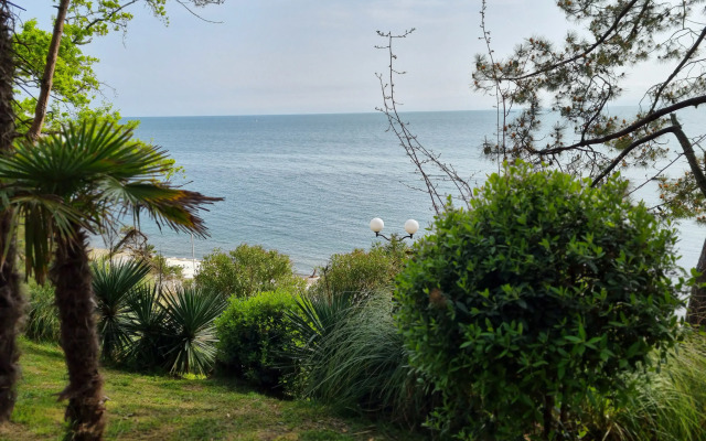 Marine Park Apartments