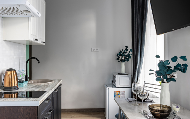 Uyutnaya studiya u metro Krasnoselskaya Apartments