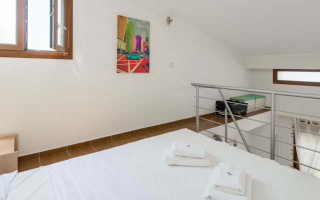 Belus Luxury Sani Villa