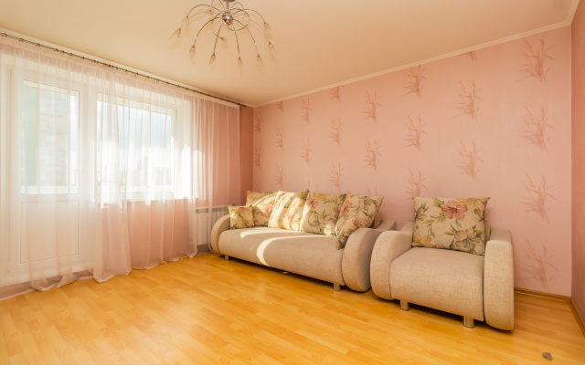 Апартаменты на Академика Королёва 7