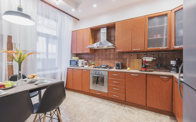 S Saunoj I Dzhakuzi GM Apartments Apartamenty