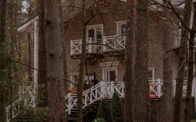 Отель Пайн Ривер