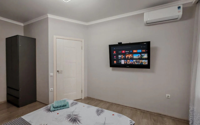 V Prekrasnom Novom Zhk Levoberezhye Flat