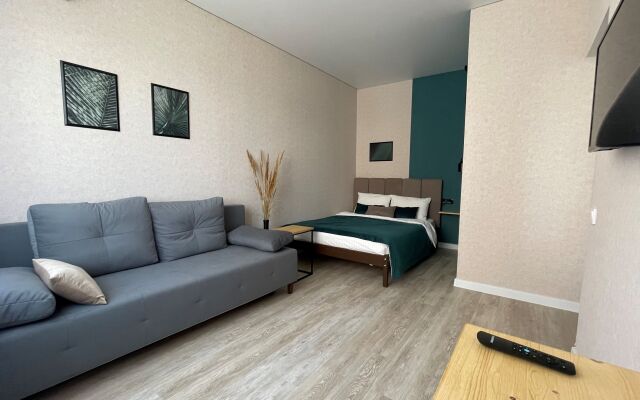 Stilnaya S Novym Remontom Flat