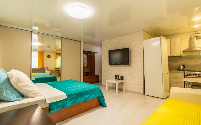 Апартаменты Новиков Дворик на Свердловском проспекте 48