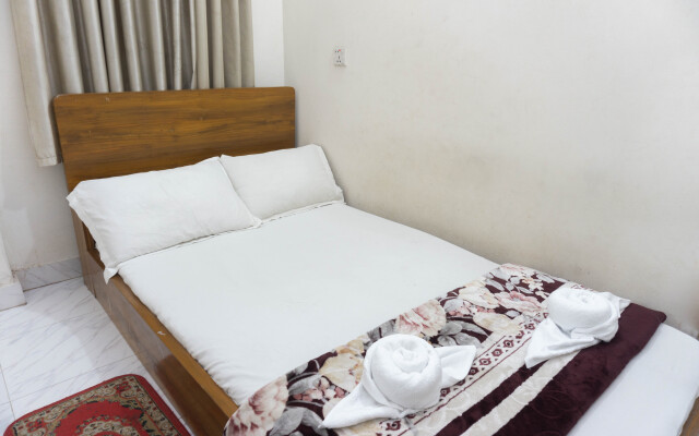White House International Residential Hotel