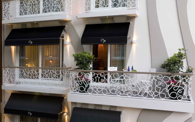 Hypnos Design Hotel