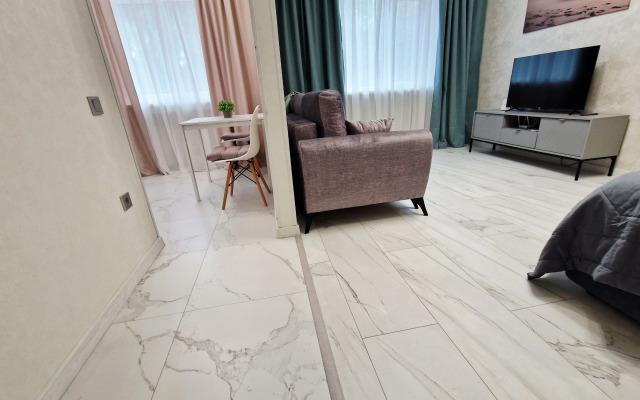 Zolotoy Tsentr Na Teatralnoy Flat