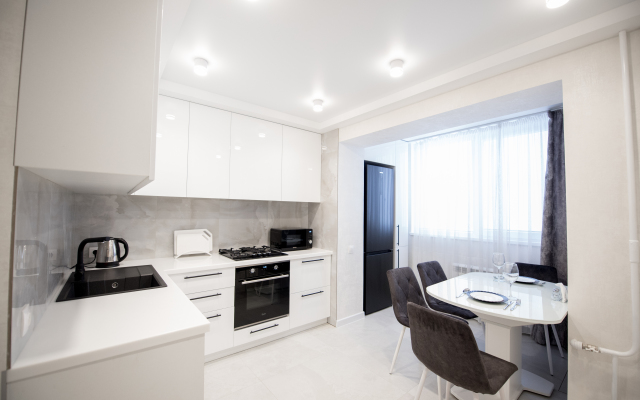 Апартаменты Smile Apartments с Новым Ремонтом Рядом с ОДКБ