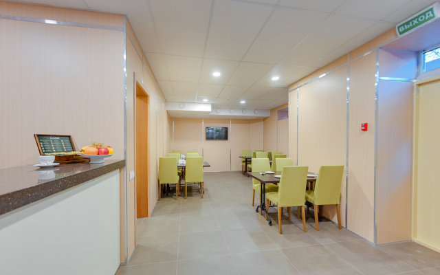 Platov na Dubovskogo Hotel