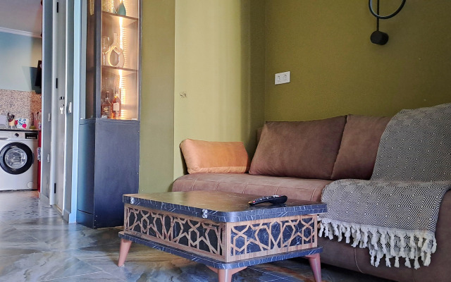 Mtrediani Art Rainbow Apartments