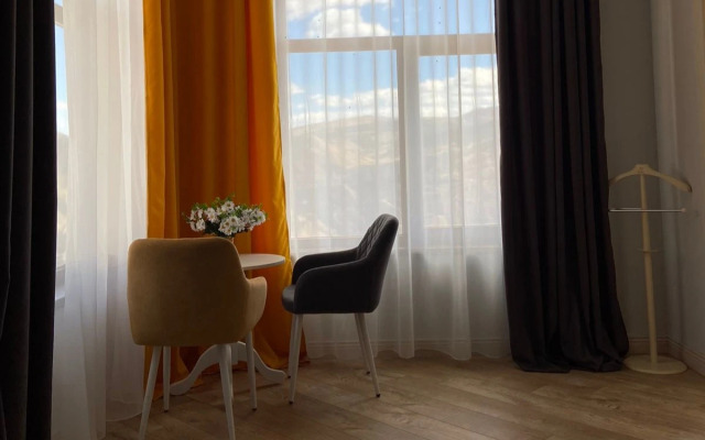 Vyisota Guest House