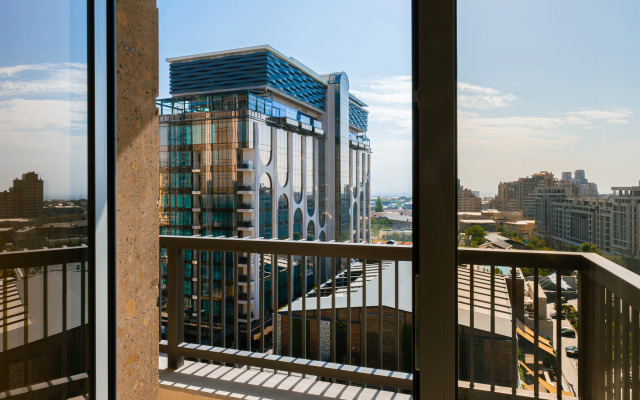 KeyGo #0093, 1 Bedroom, Near Dvin Music Hall Apartments
