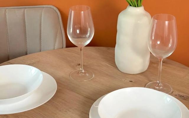 Апартаменты Яркая Студия с Видом на Море