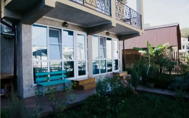 Guest house Tikhaya Gavan