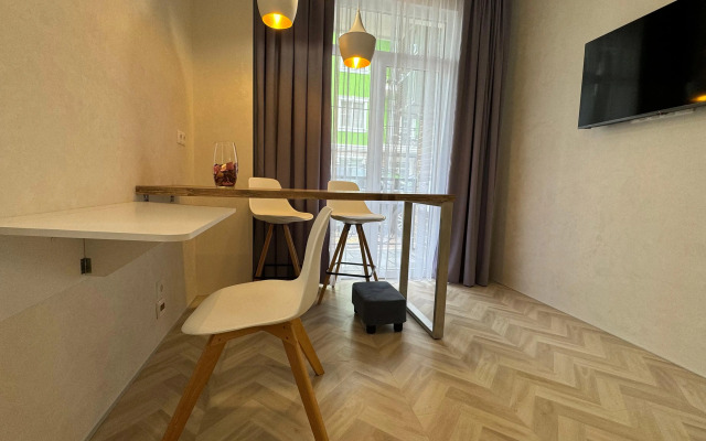 Art Lajt Siti Apartments