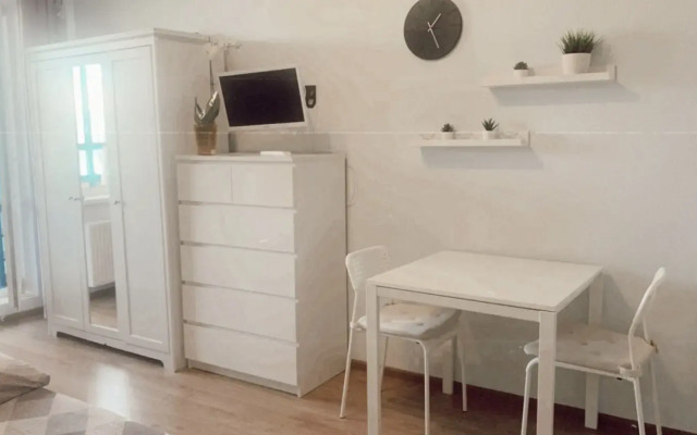 Квартира Студия на 25 этаже