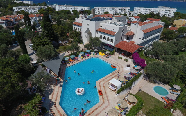 Arinnanda Hotel